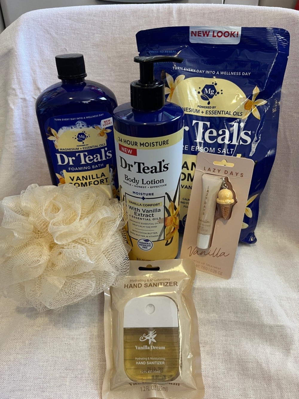 Vanilla Comfort Body Lotion & Bath Set - Blue & Cream